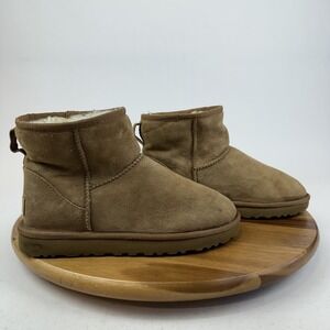 Womens Ugg Classic Mini II Chestnut Suede Shearling Lined Comfort Boots Size 7 M